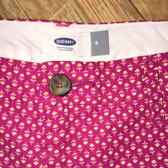 🛍️4/$20🛍️ Pink Patterned Old Navy Shorts - Picture 3 of 7